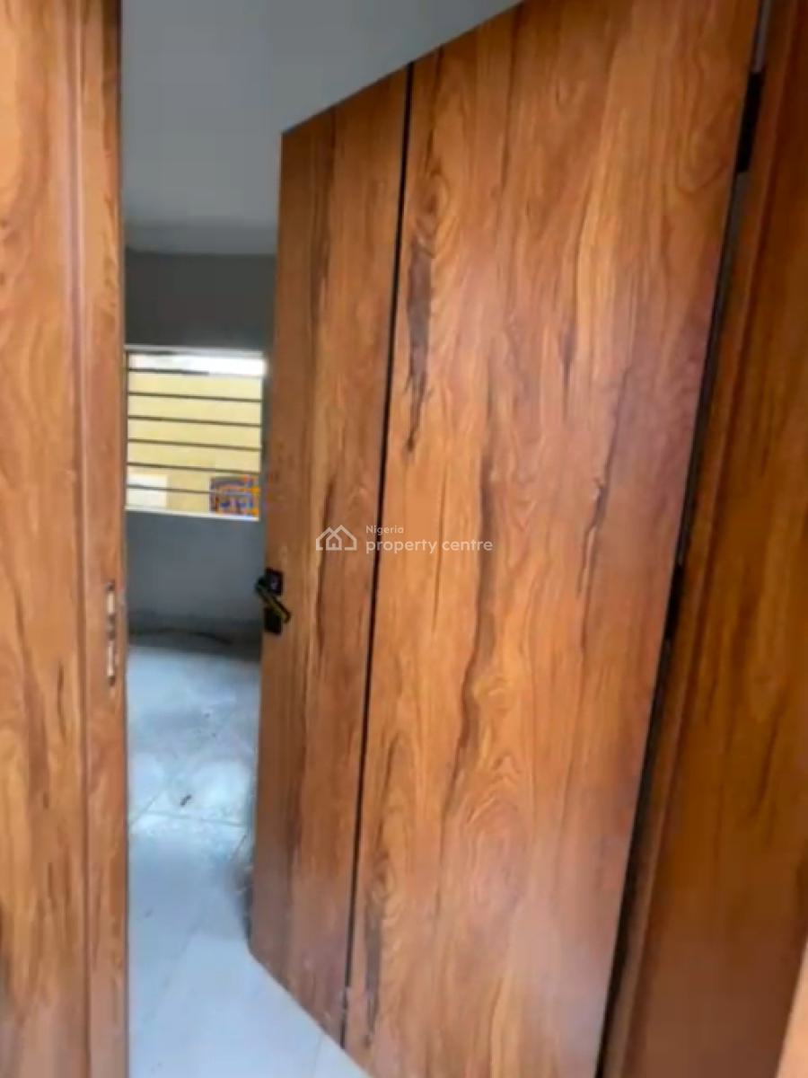 Newly Built Executive Room Self-contain, Off Morocco Road, Fadeyi, Shomolu, Lagos, Self Contain (single Rooms) for Rent