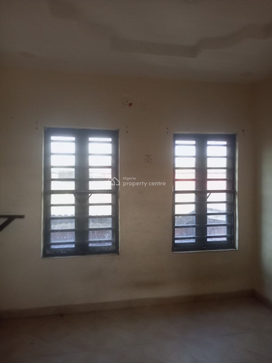 Clean Mini Flat Upstairs, Canoe Axis, Oke Afa, Isolo, Lagos, Mini Flat (room and Parlour) for Rent