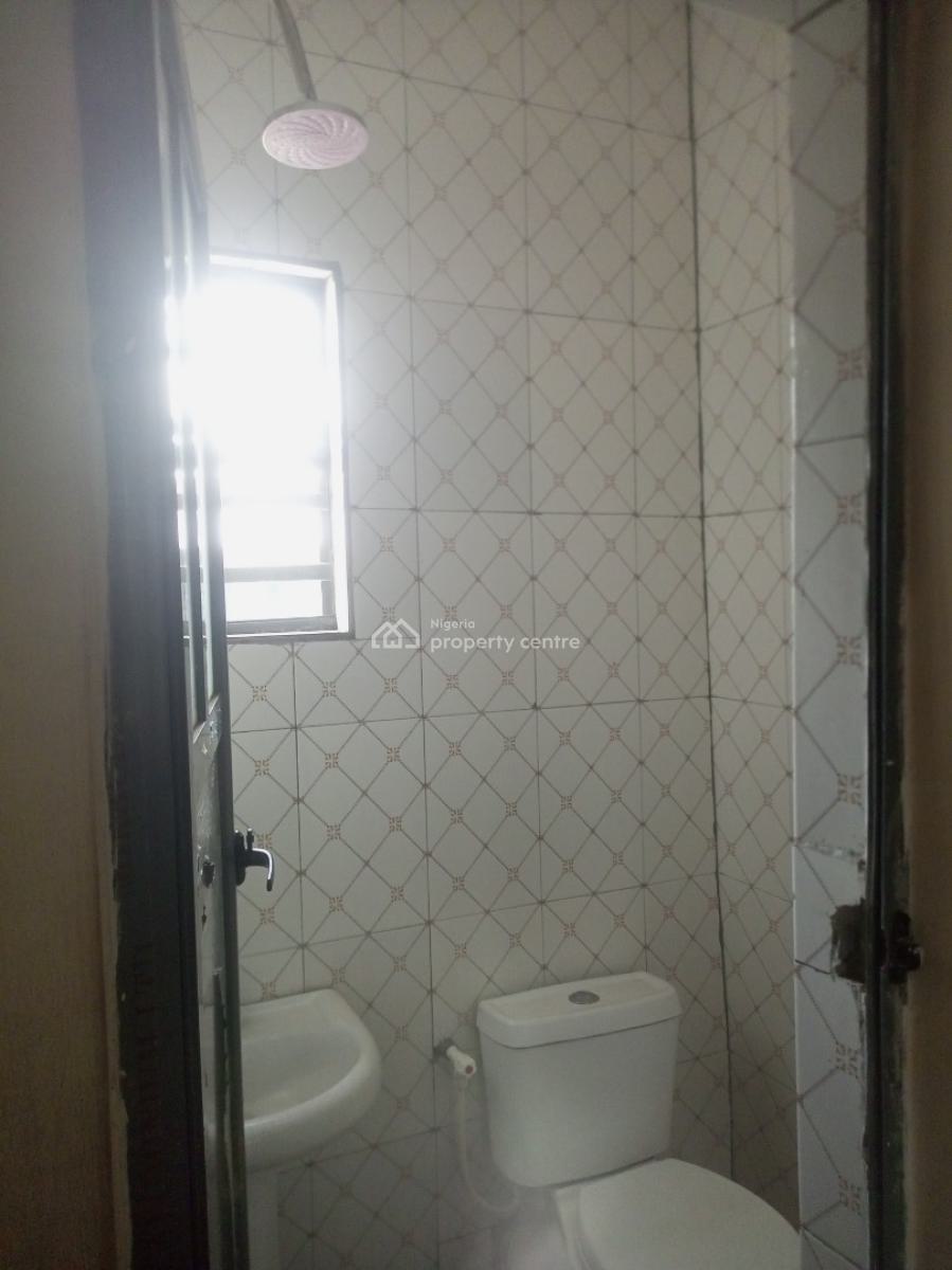 Clean Mini Flat Upstairs, Canoe Axis, Oke Afa, Isolo, Lagos, Mini Flat (room and Parlour) for Rent