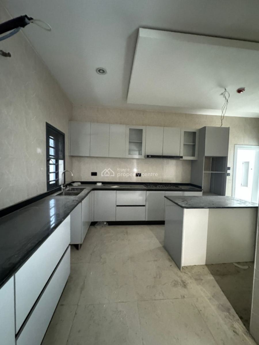 3-bedroom Apartment with Bq, Lekki Phase 1, Lekki, Lagos, Flat / Apartment for Sale