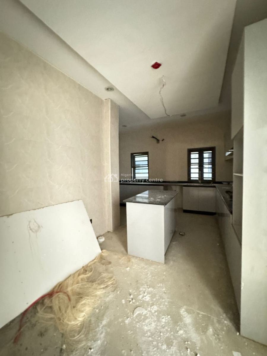 3-bedroom Apartment with Bq, Lekki Phase 1, Lekki, Lagos, Flat / Apartment for Sale