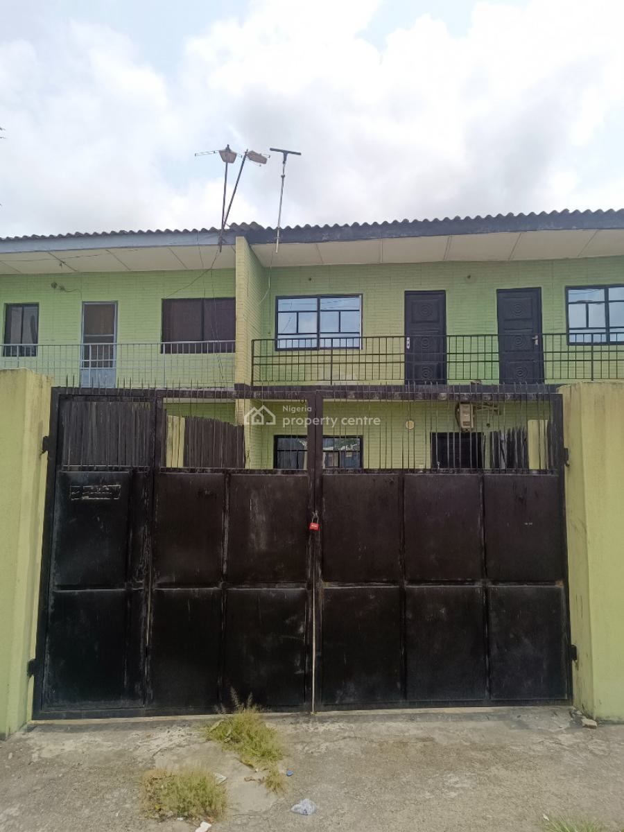 5 Bedrooms Semi Detached Duplex, Festac, Amuwo Odofin, Lagos, Detached Duplex for Rent
