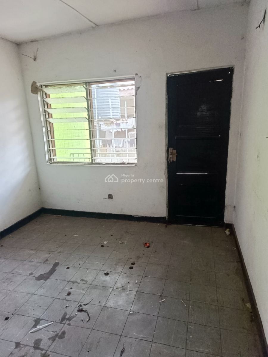 5 Bedrooms Semi Detached Duplex, Festac, Amuwo Odofin, Lagos, Detached Duplex for Rent