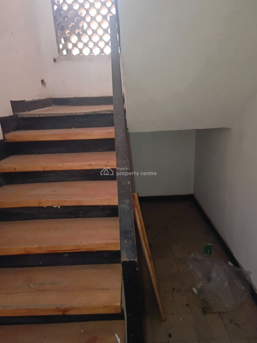 5 Bedrooms Semi Detached Duplex, Festac, Amuwo Odofin, Lagos, Detached Duplex for Rent