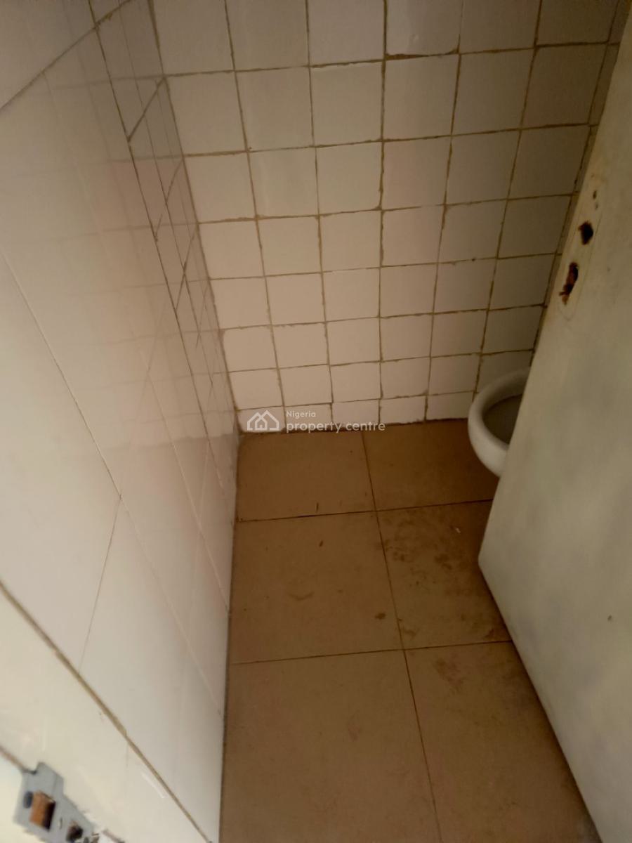 5 Bedrooms Semi Detached Duplex, Festac, Amuwo Odofin, Lagos, Detached Duplex for Rent