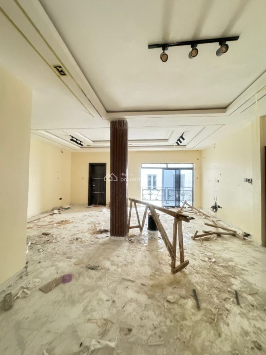 2-bedroom Apartment with Bq, Lekki Phase 1, Lekki, Lagos, Flat / Apartment for Sale