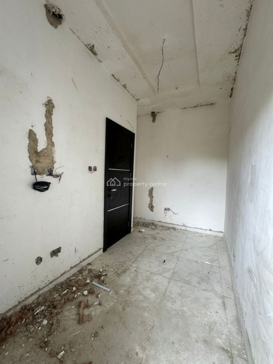 2-bedroom Apartment with Bq, Lekki Phase 1, Lekki, Lagos, Flat / Apartment for Sale