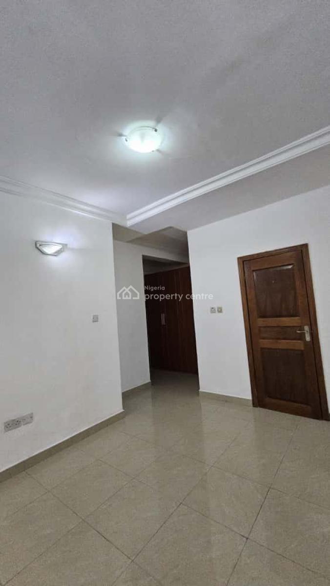 Exquisite 3 Bedroom Apartment with a Bq in Lekki Phase 1, Lekki Phase 1, Lekki, Lagos, Flat / Apartment for Rent