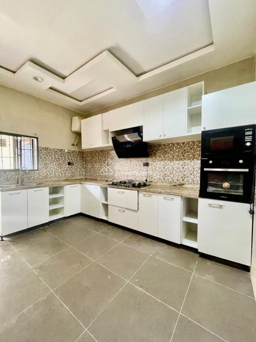 Standard 5bedroom Terrace Duplex,ensuite with Ample Parking Space, Gilmore, Jahi, Abuja, Terraced Duplex for Rent