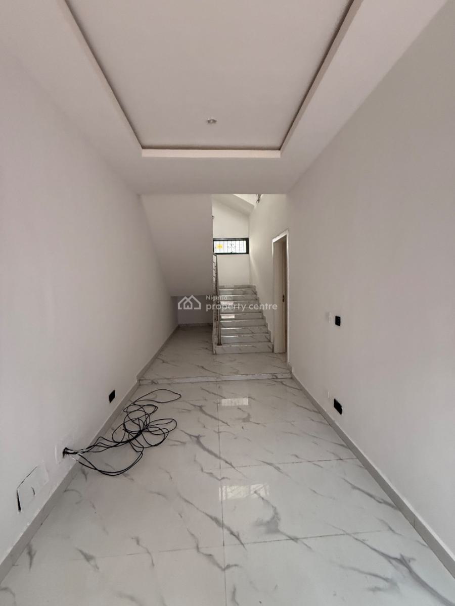 Well-built 4 Bedroom Terrace in a Gated Estate, Palace Road, Oniru, Victoria Island (vi), Lagos, Terraced Duplex for Sale