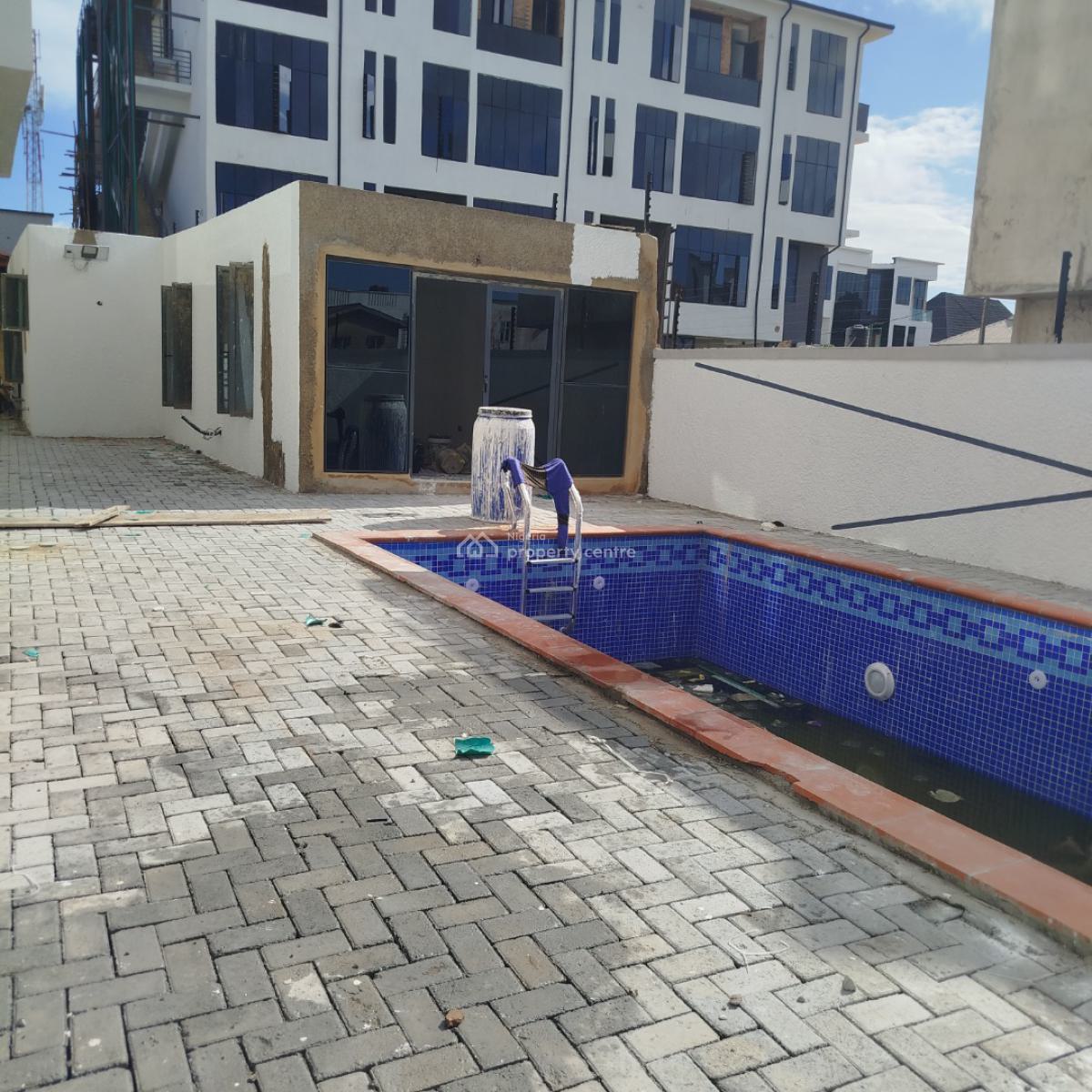 Fantastic 3 Bedroom Flat, Orchid Road Before The Roundabout, Lekki Expressway, Lekki, Lagos, Flat / Apartment for Sale