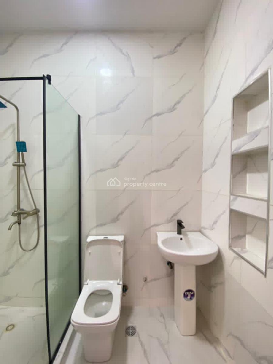 5 Bedroom Fully Detached Duplex with Bq and Penthouse, Berra Estate, Chevron, Lekki, Lagos, Detached Duplex for Sale