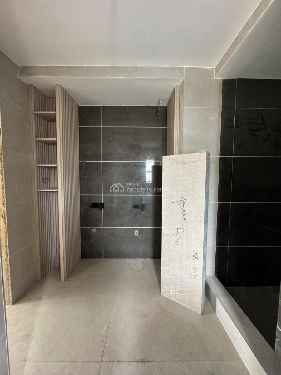 Luxury 4bedroom Maisonette with Bq,pool,gym, Elevator,cinema,etc, Onikoyi Estate on Banana Island Road, Ikoyi, Lagos, House for Sale