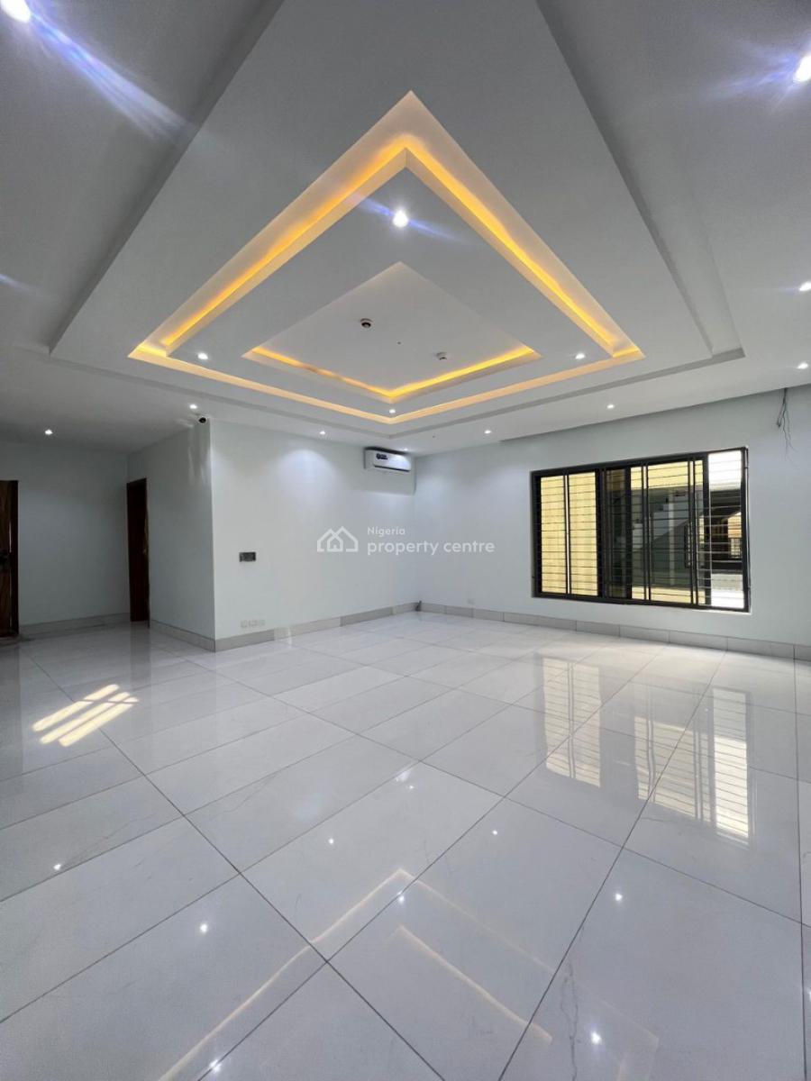 Breathtaking 5 Bed Detached Duplex + Bq, Pool, Gym 4 Bq in an Estate, Lekki Phase 1, Lekki, Lagos, House for Sale