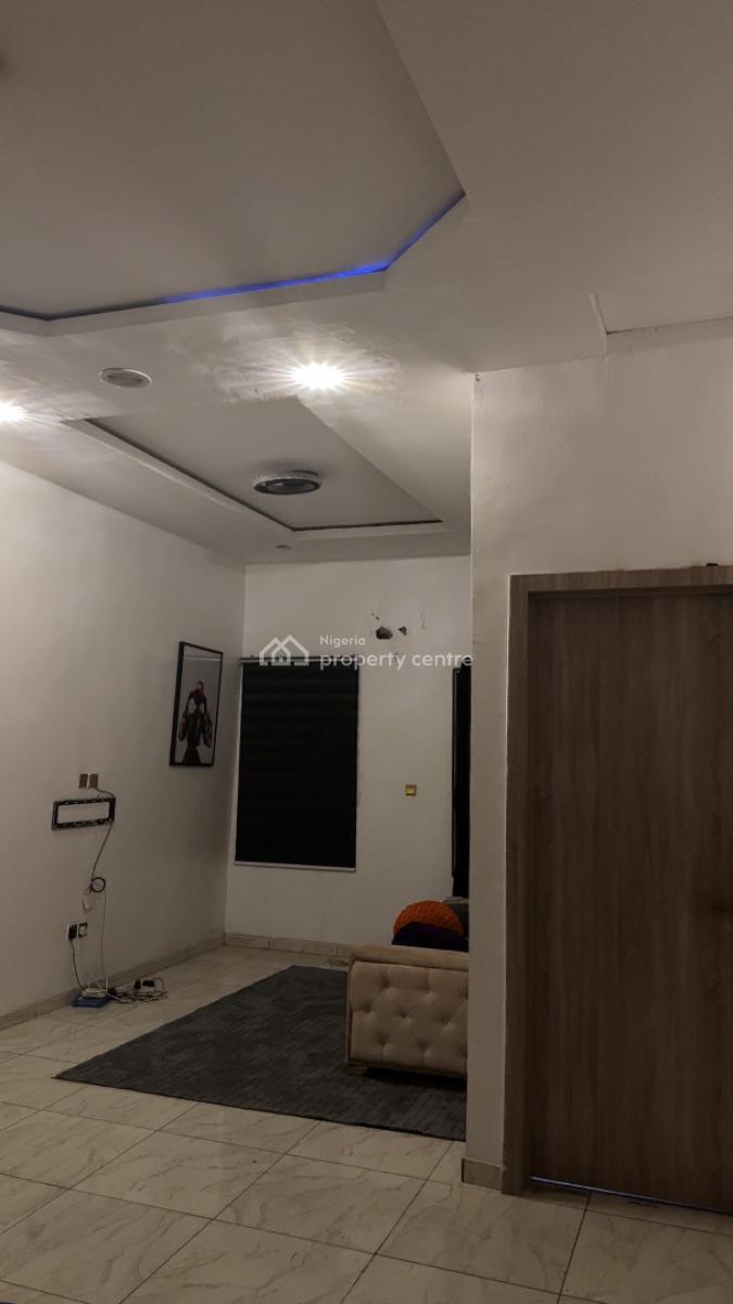 One Bedroom with a Personal Parlor in a Shared Apartment, Orchid Road, Royalpine Estate, Lekki, Lagos, Mini Flat (room and Parlour) for Rent