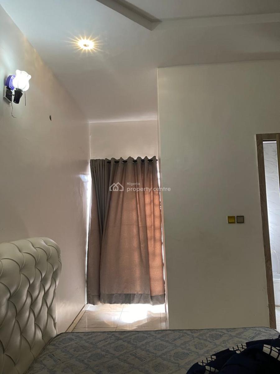 One Bedroom with a Personal Parlor in a Shared Apartment, Orchid Road, Royalpine Estate, Lekki, Lagos, Mini Flat (room and Parlour) for Rent