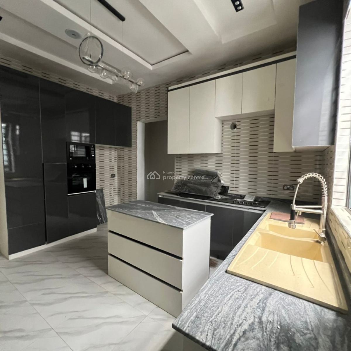 5-bedroom Fully Detached Duplex with Bq, Ajah, Lagos, Detached Duplex for Sale