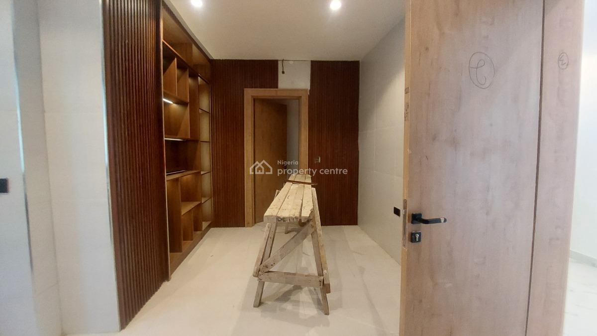 Serviced 4 Bedrooms Terraced Duplex with Guest Chalet and 2 Bqs, Asokoro District, Abuja, Terraced Duplex for Rent