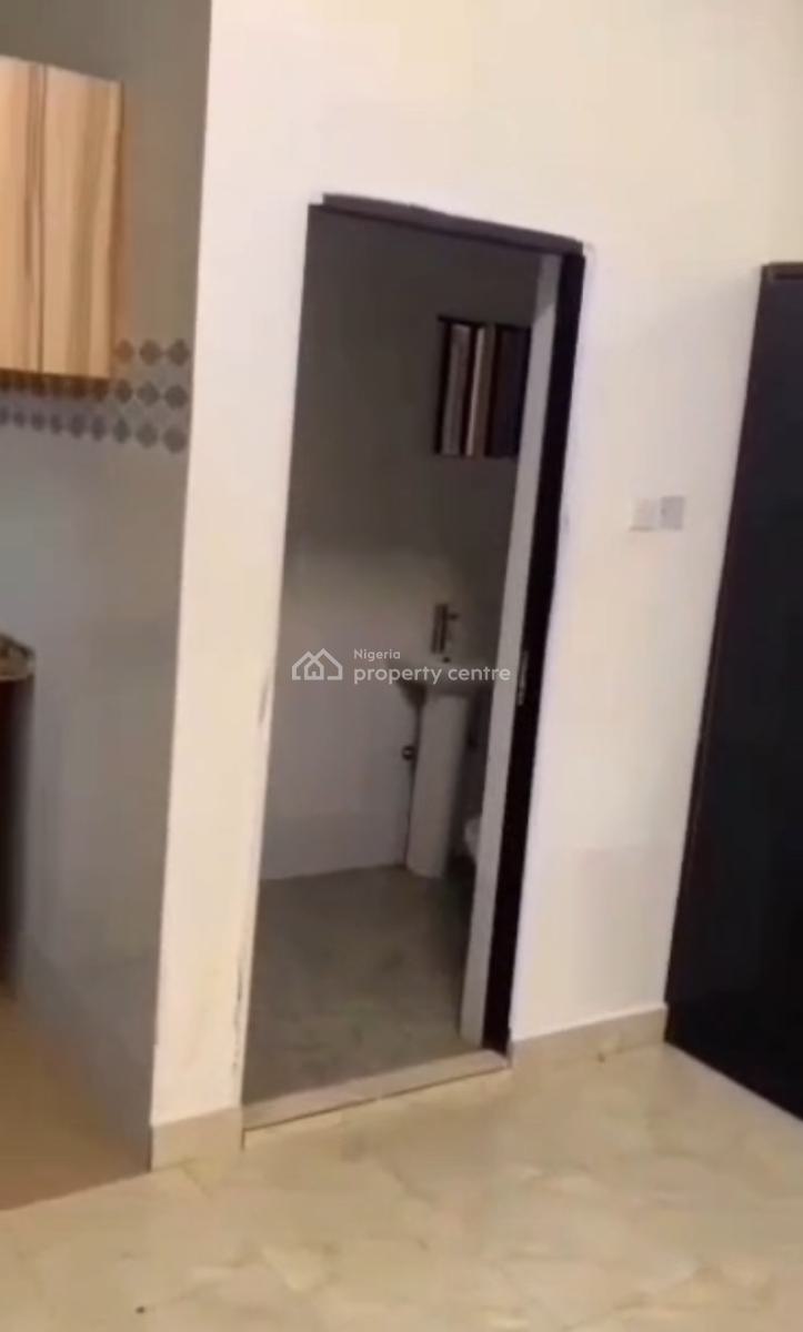 Spacious Self Contained, Tarrred Rd, Jahi Gilmore (tarrred Rd, Jahi, Abuja, Self Contain (single Rooms) for Rent