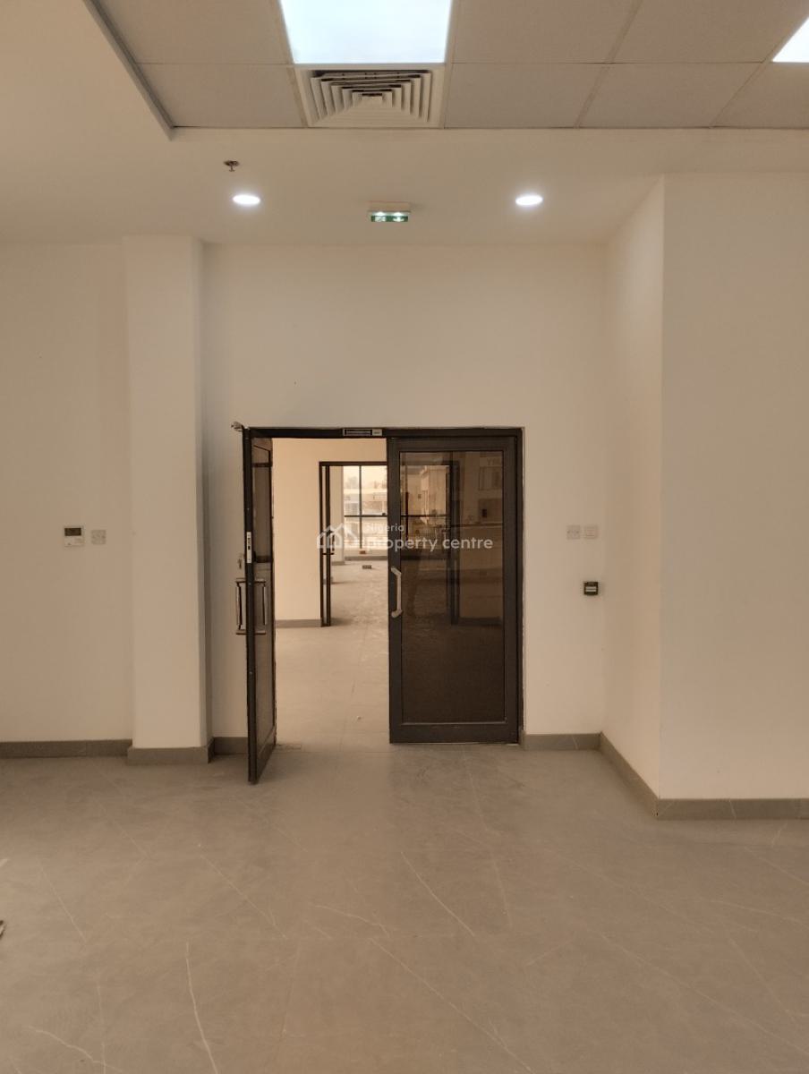 New Fully Serviced 358m2 Office Space, Admiralty Way, Lekki Phase 1, Lekki, Lagos, Office Space for Rent