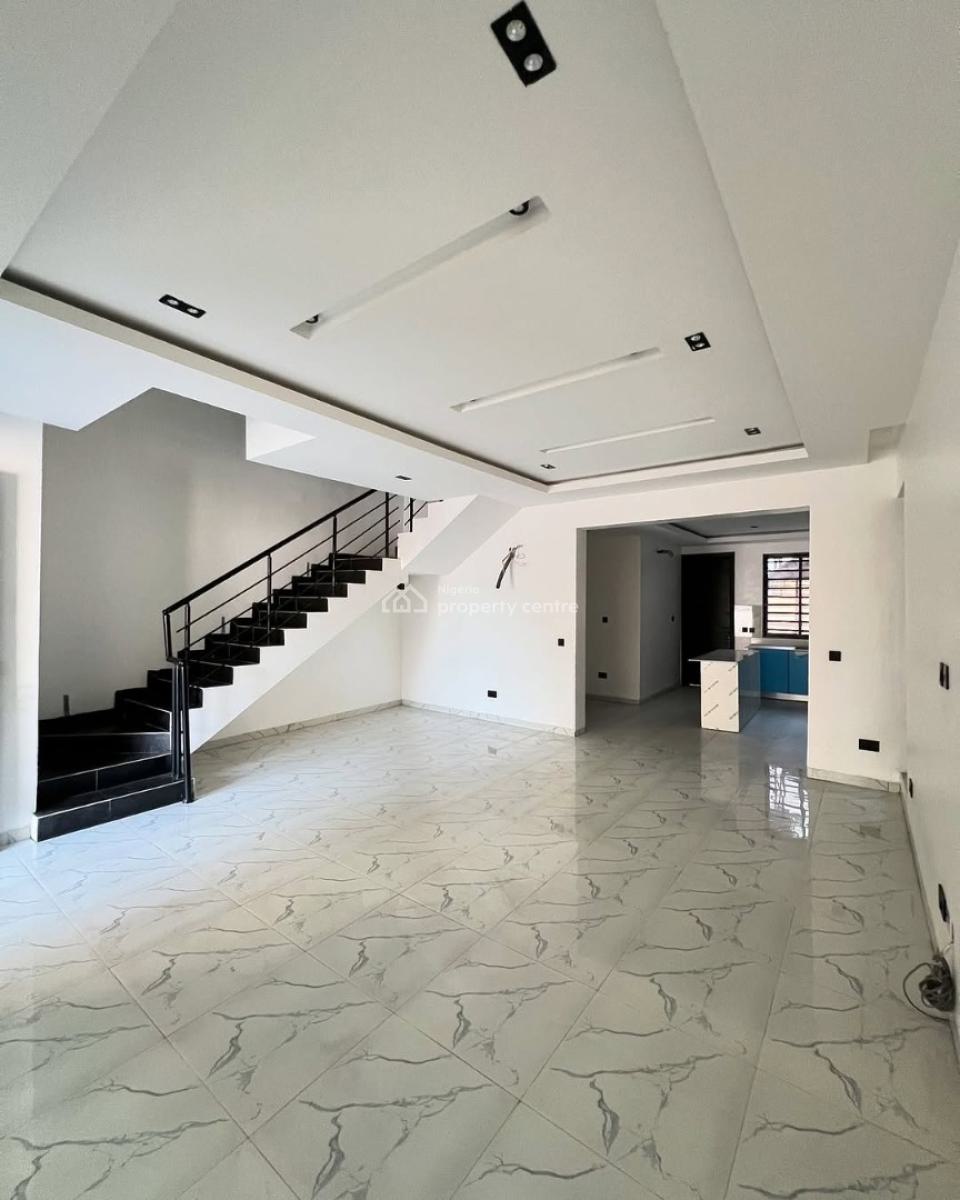 4 Bedroom Semi Duplex, Lekki Phase 1, Lekki, Lagos, Semi-detached Duplex for Rent