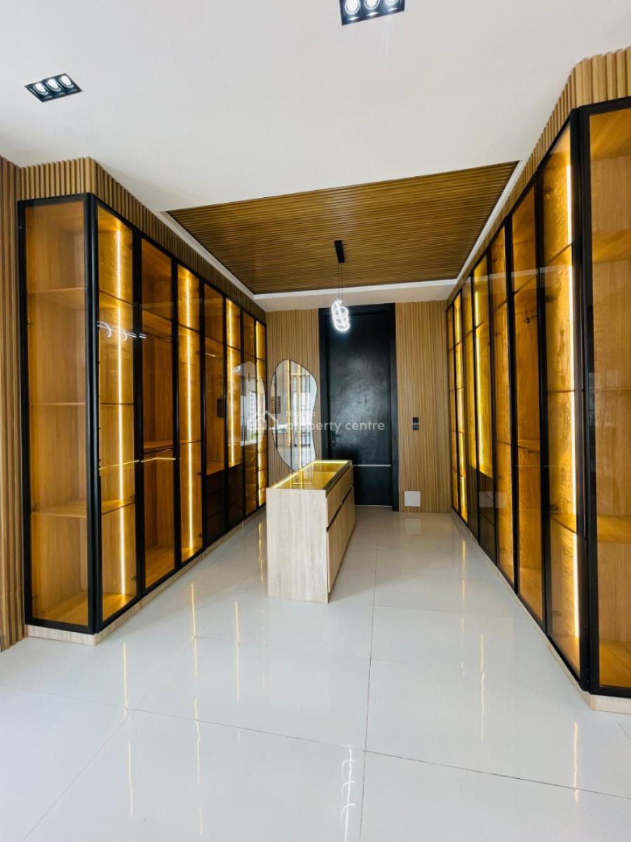 Luxurious 6bedrooms Detached Mansion, Chevron, Lekki Phase 2, Lekki, Lagos, Terraced Duplex for Sale