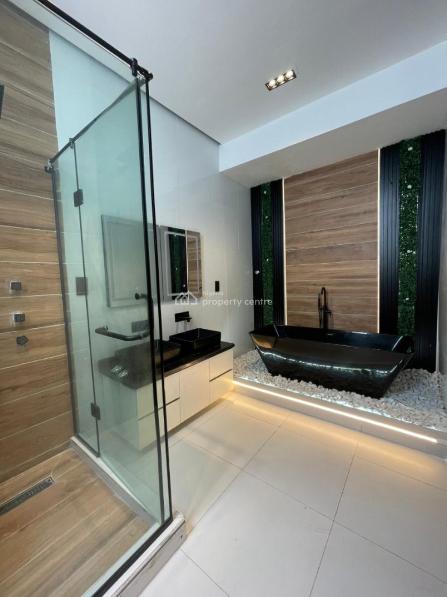 Luxurious 6bedrooms Detached Mansion, Chevron, Lekki Phase 2, Lekki, Lagos, Terraced Duplex for Sale