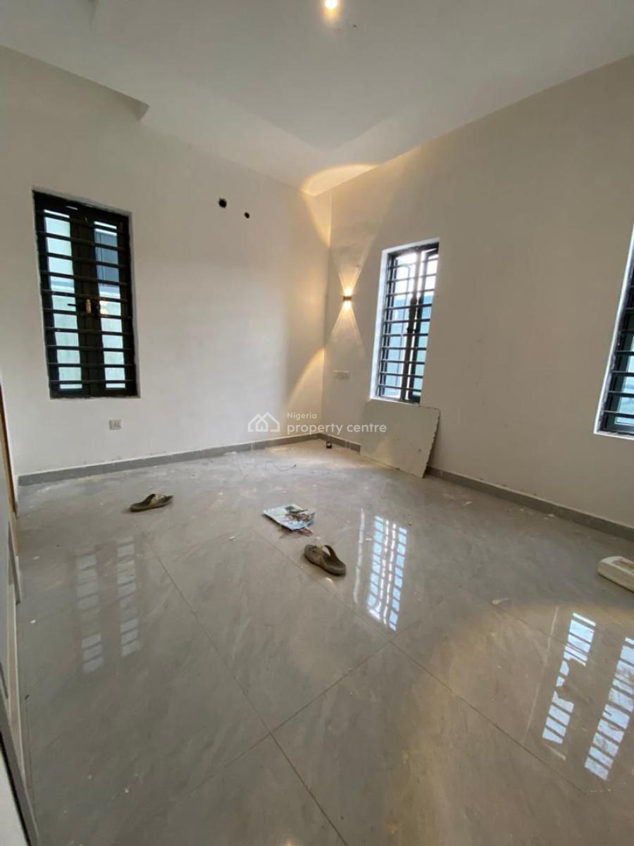 Luxurious 4-units of 2-bedroom Flats with Modern Facilities, Bobby Olofa Estate, Akobo, Ibadan, Oyo, Flat / Apartment for Rent