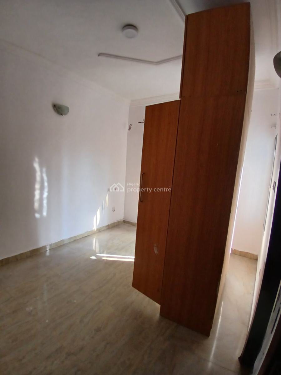 Rooms in a Shared Apartment, Greenville Estate, Badore Road, Ajah, Lagos, Flat / Apartment for Rent