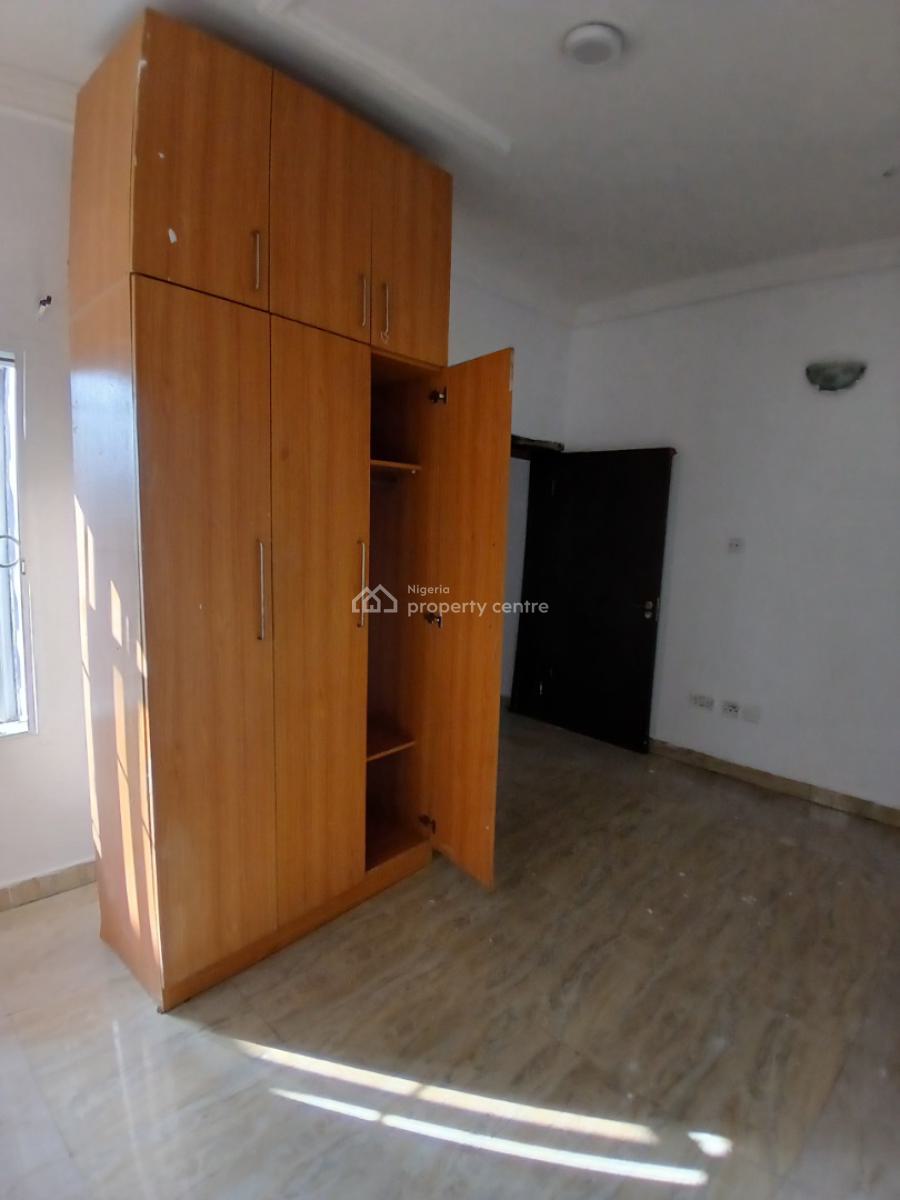 Rooms in a Shared Apartment, Greenville Estate, Badore Road, Ajah, Lagos, Flat / Apartment for Rent