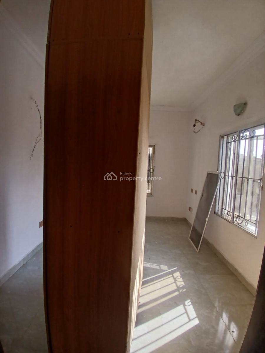 Rooms in a Shared Apartment, Greenville Estate, Badore Road, Ajah, Lagos, Flat / Apartment for Rent