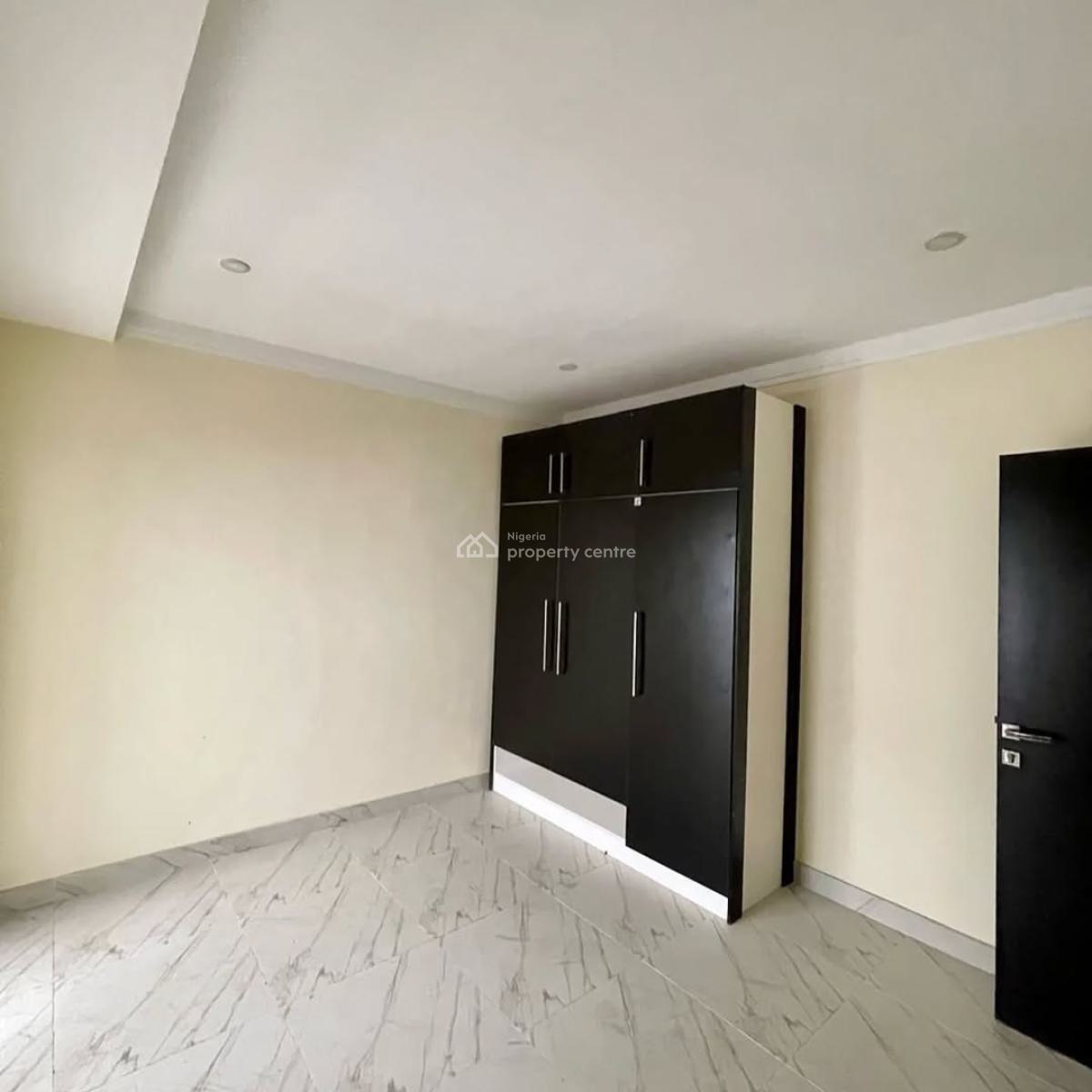 Luxurious 3 Bedroom Apartment, Ebute, Ikorodu, Lagos, Flat / Apartment for Rent