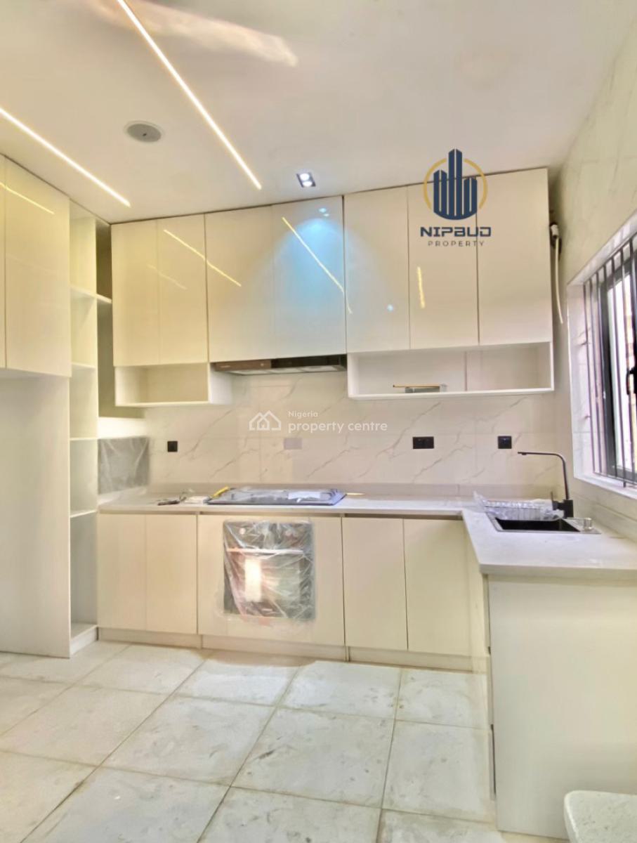 Newly Built 4 Bedroom Terrace, Lekki Phase 1, Lekki, Lagos, Terraced Duplex for Sale