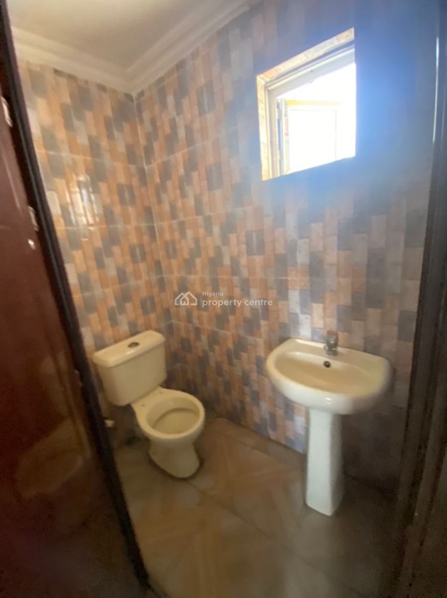 Spacious 3 Bedroom Duplex Available, Orinbawa Phase 2, Lekki Expressway, Lekki, Lagos, Flat / Apartment for Rent