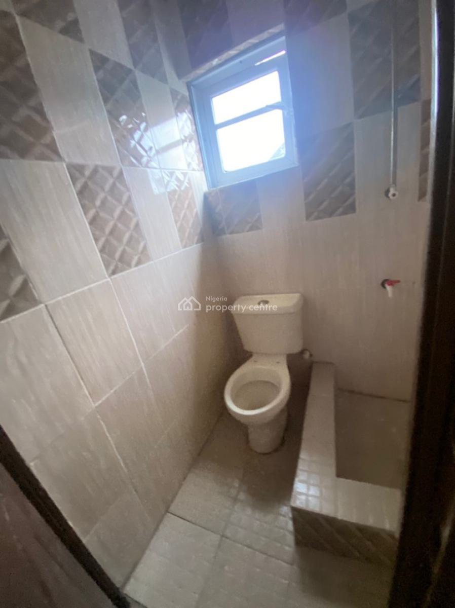 Spacious 3 Bedroom Duplex Available, Orinbawa Phase 2, Lekki Expressway, Lekki, Lagos, Flat / Apartment for Rent
