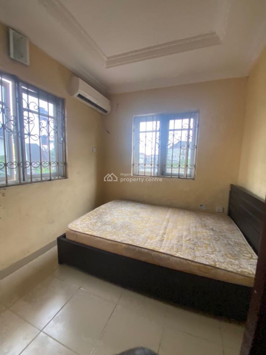 Spacious 3 Bedroom Duplex Available, Orinbawa Phase 2, Lekki Expressway, Lekki, Lagos, Flat / Apartment for Rent