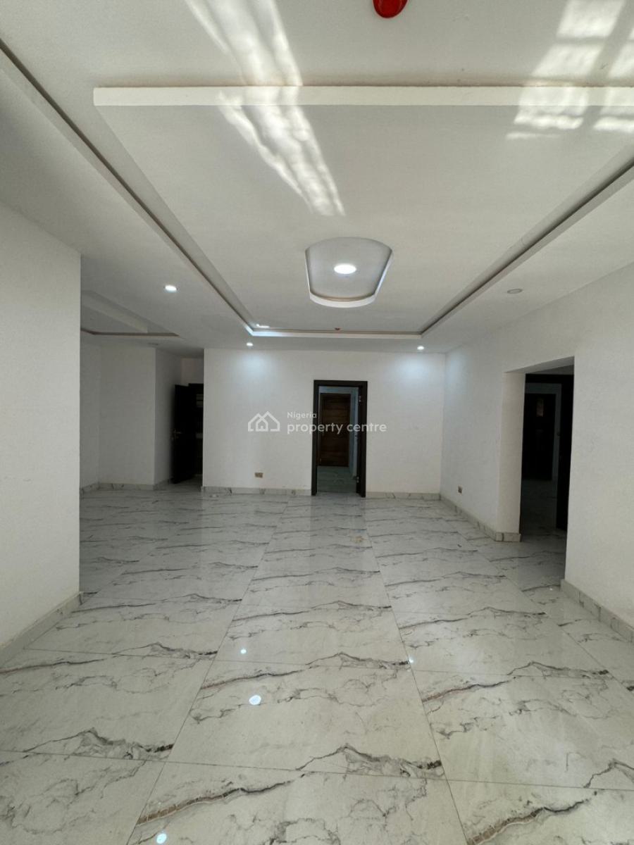 2-bedroom Apartment with Bq, Lekki Phase 1, Lekki, Lagos, Flat / Apartment for Sale