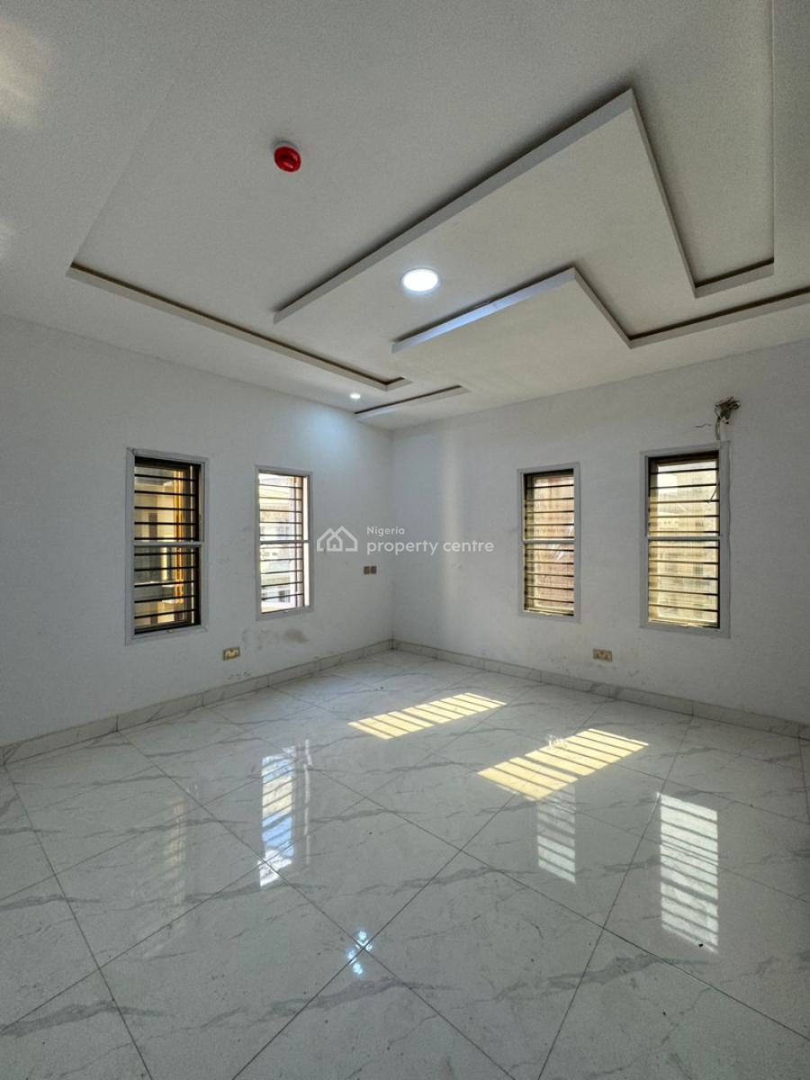 2-bedroom Apartment with Bq, Lekki Phase 1, Lekki, Lagos, Flat / Apartment for Sale