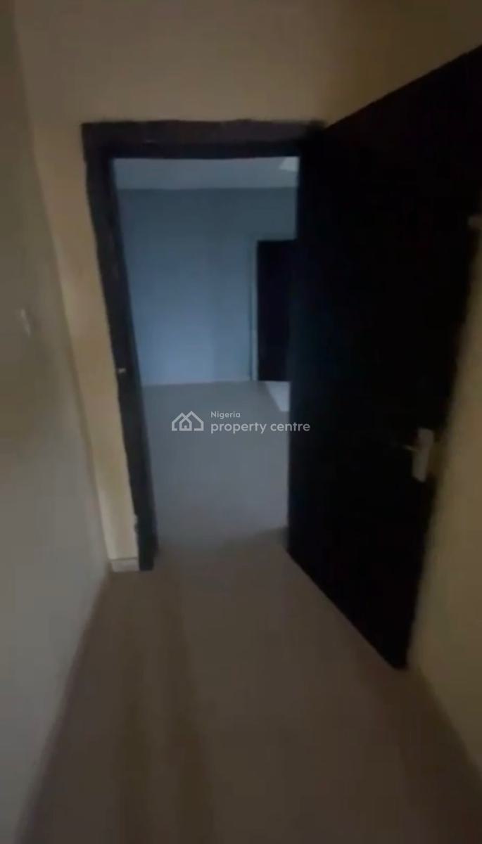 Spacious Affordable Mini Flat Available, New Road, Lekki Expressway, Lekki, Lagos, Flat / Apartment for Rent