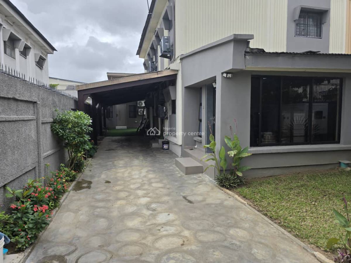 Luxury 2 Bedroom Apartment, Dolphin Estate, Ikoyi, Lagos, Flat / Apartment Short Let