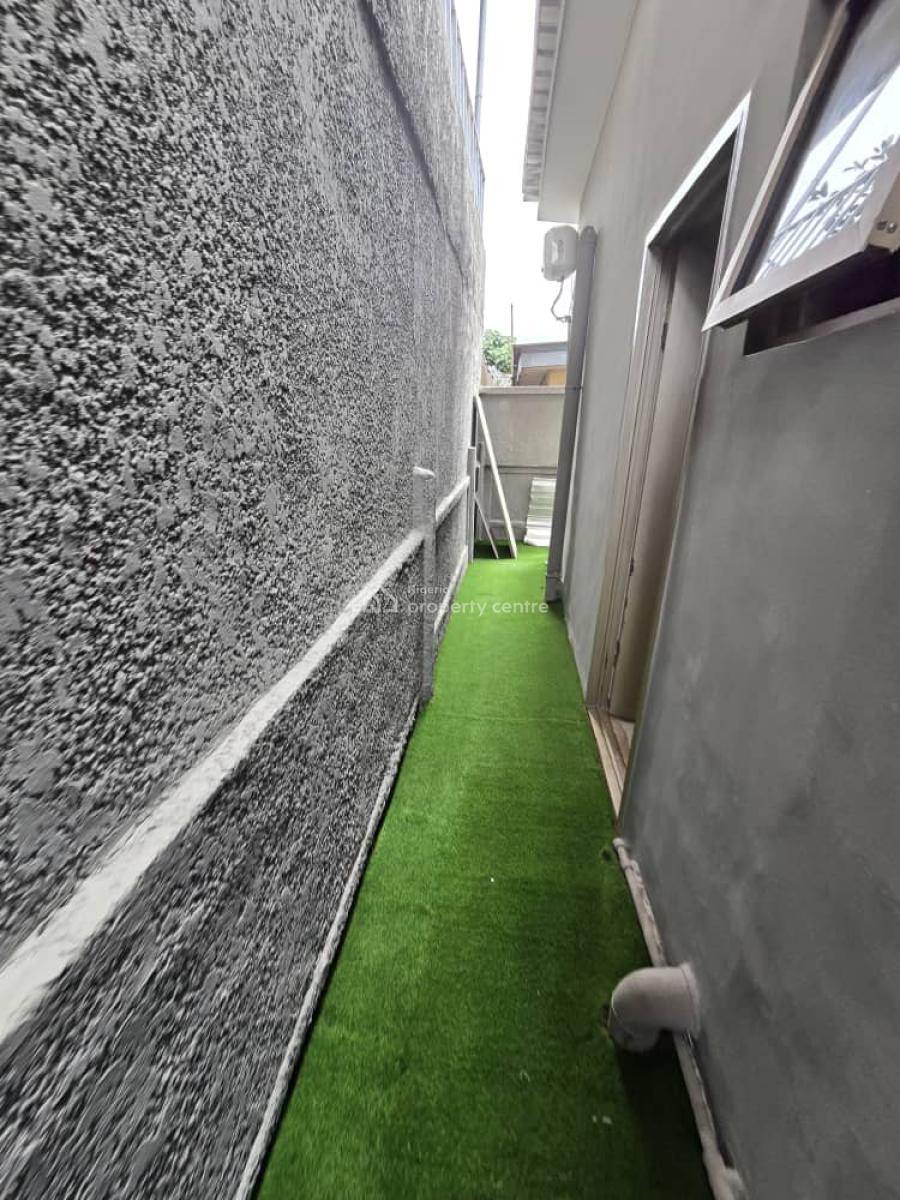 Luxury 2 Bedroom Apartment, Dolphin Estate, Ikoyi, Lagos, Flat / Apartment Short Let
