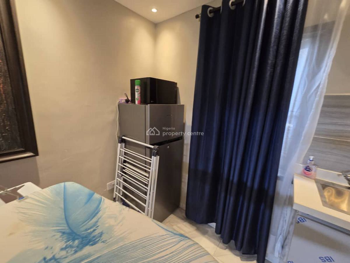 Luxury 2 Bedroom Apartment, Dolphin Estate, Ikoyi, Lagos, Flat / Apartment Short Let