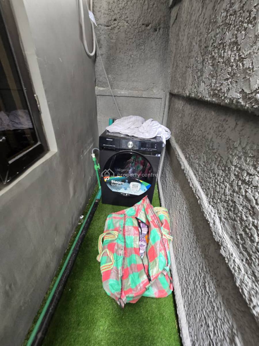 Luxury 2 Bedroom Apartment, Dolphin Estate, Ikoyi, Lagos, Flat / Apartment Short Let
