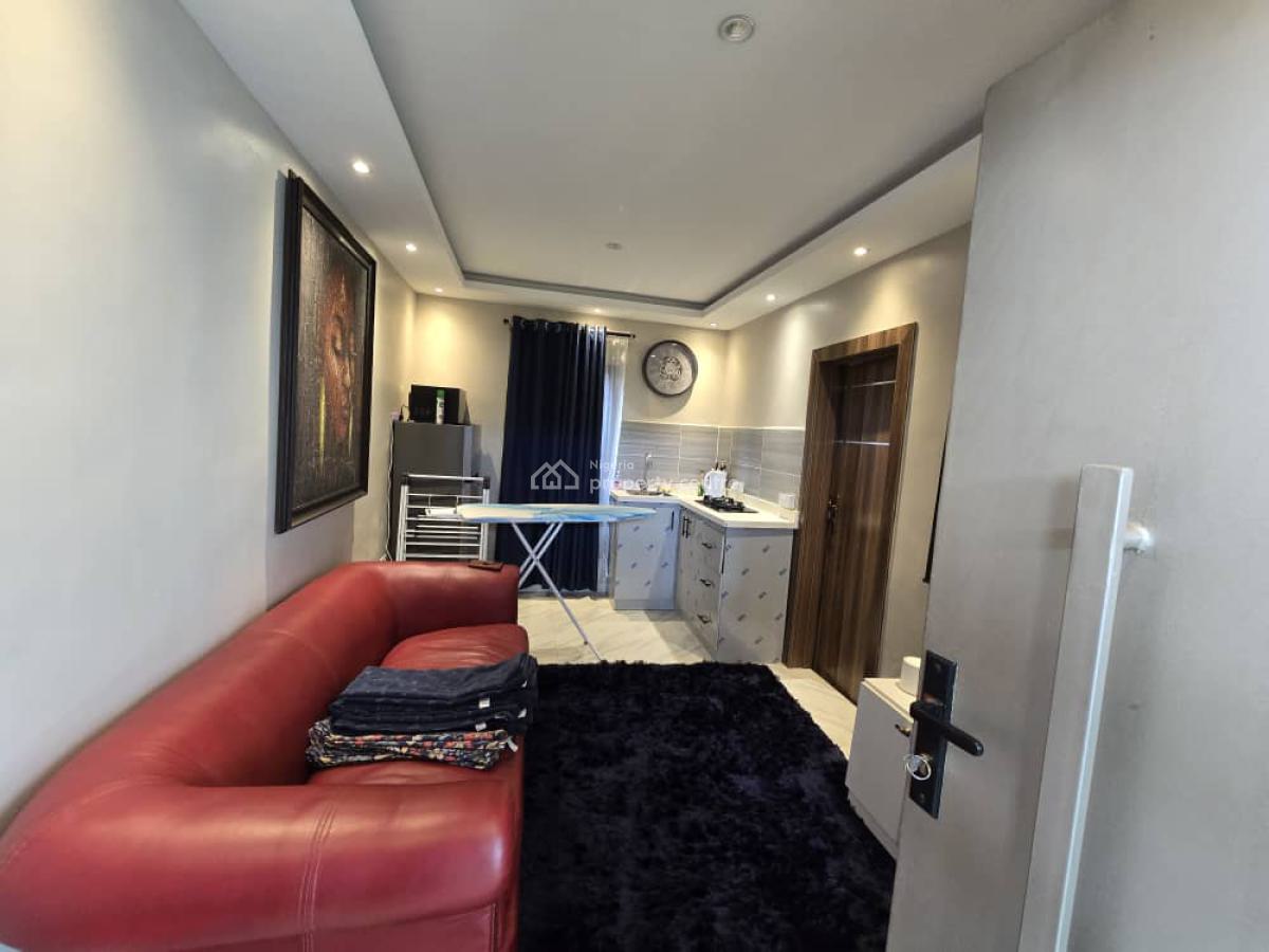 Luxury 2 Bedroom Apartment, Dolphin Estate, Ikoyi, Lagos, Flat / Apartment Short Let