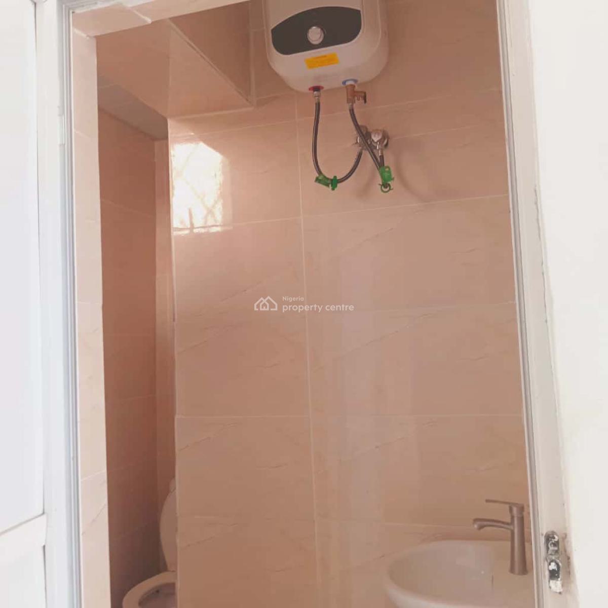 Units of Mini Flats, 2 Bedrooms Penthouses  & 3 Bedroom Apartments, Lekki Phase 1, Lekki, Lagos, Flat / Apartment for Rent