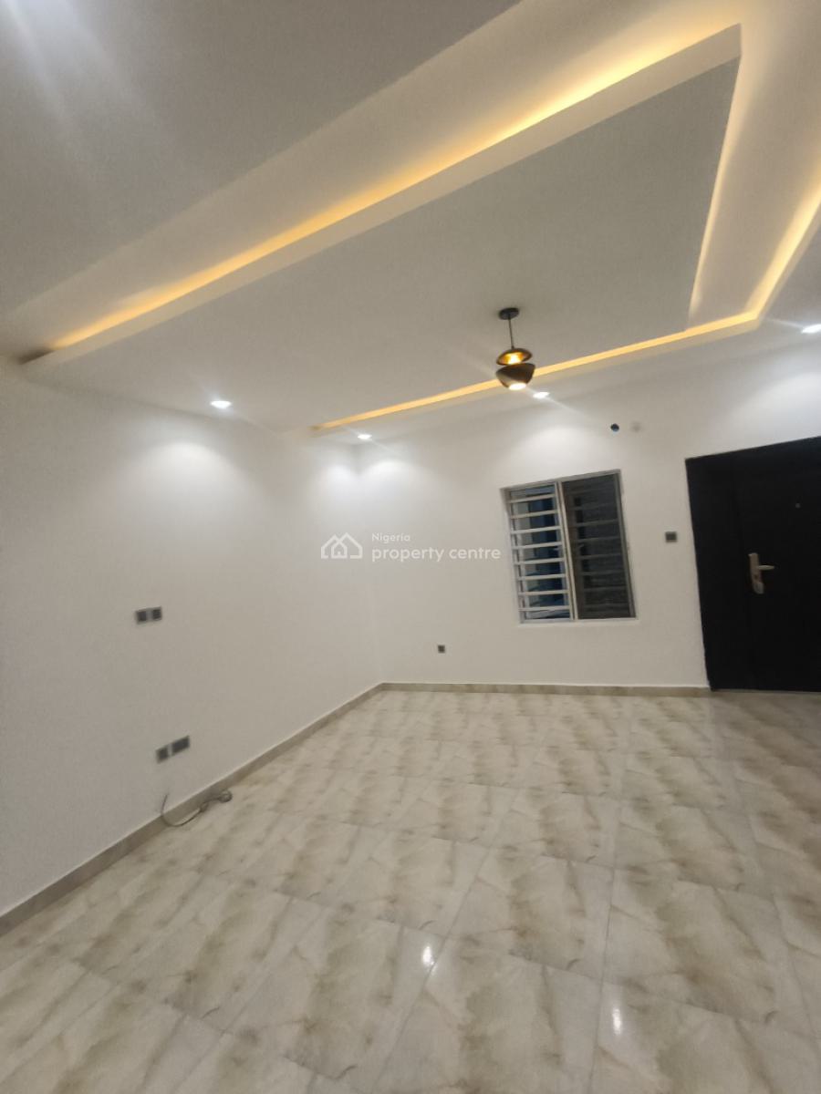 a Standard 2bedroom, Good Saint Estate Before Novare Shoprite Ajah, Lekki Phase 2, Lekki, Lagos, Flat / Apartment for Rent
