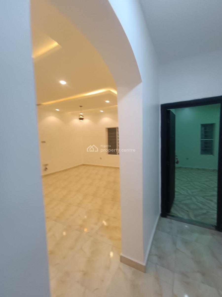 a Standard 2bedroom, Good Saint Estate Before Novare Shoprite Ajah, Lekki Phase 2, Lekki, Lagos, Flat / Apartment for Rent