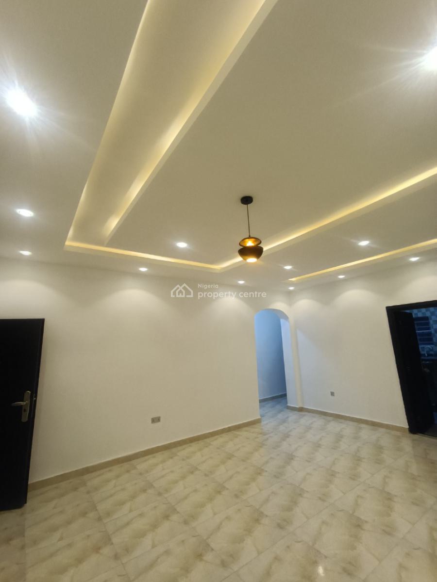 a Standard 2bedroom, Good Saint Estate Before Novare Shoprite Ajah, Lekki Phase 2, Lekki, Lagos, Flat / Apartment for Rent