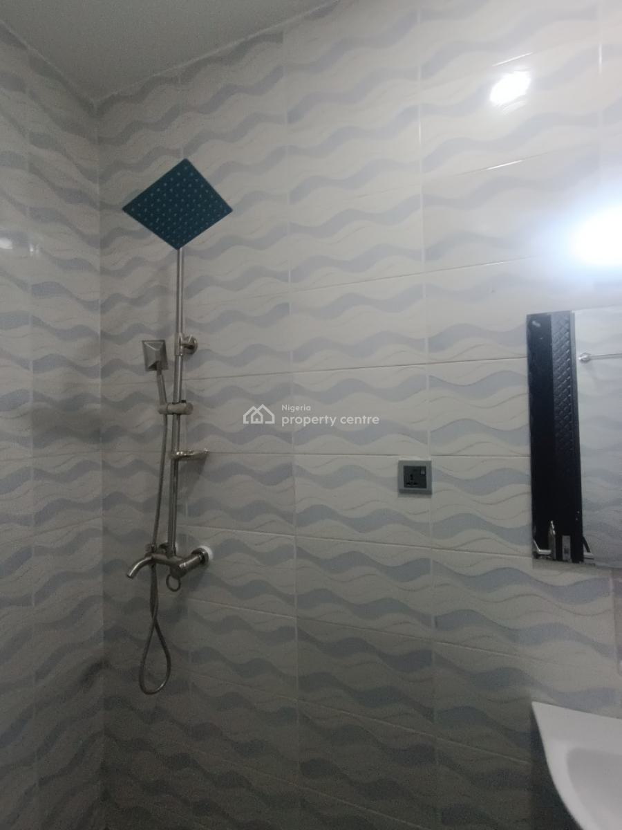a Standard 2bedroom, Good Saint Estate Before Novare Shoprite Ajah, Lekki Phase 2, Lekki, Lagos, Flat / Apartment for Rent