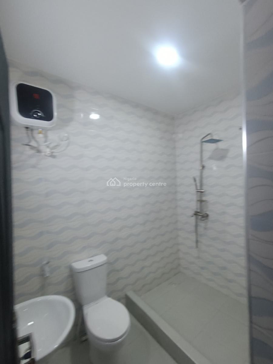 a Standard 2bedroom, Good Saint Estate Before Novare Shoprite Ajah, Lekki Phase 2, Lekki, Lagos, Flat / Apartment for Rent